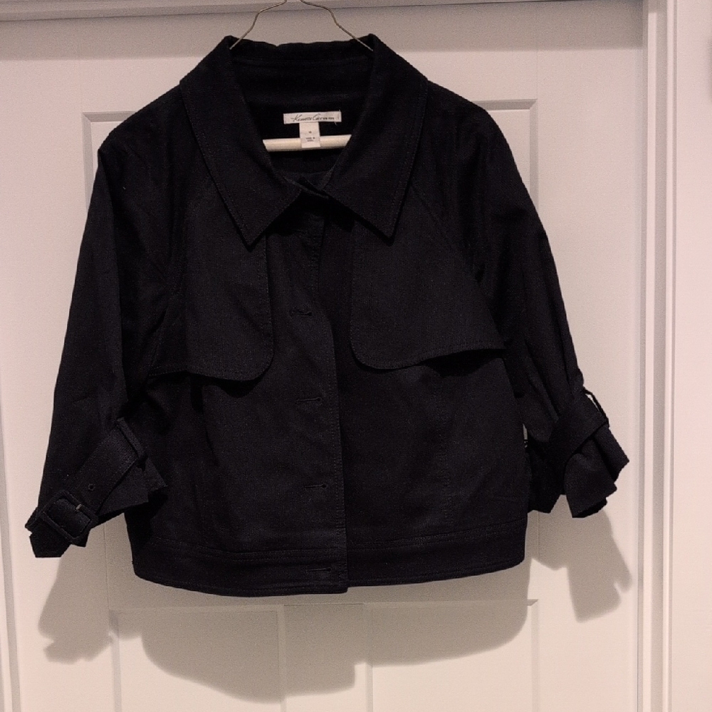Kenneth Cole New York Cropped Black Blazer